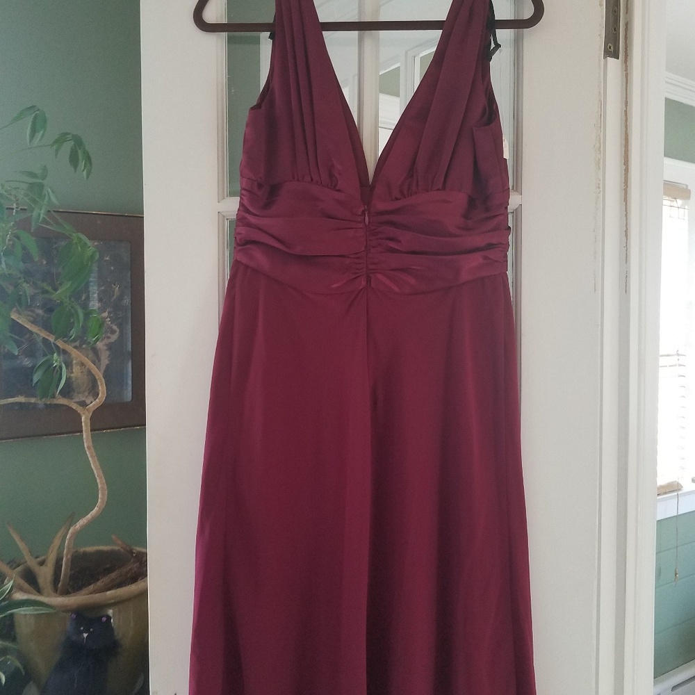 Dress - Picture 3 of 3